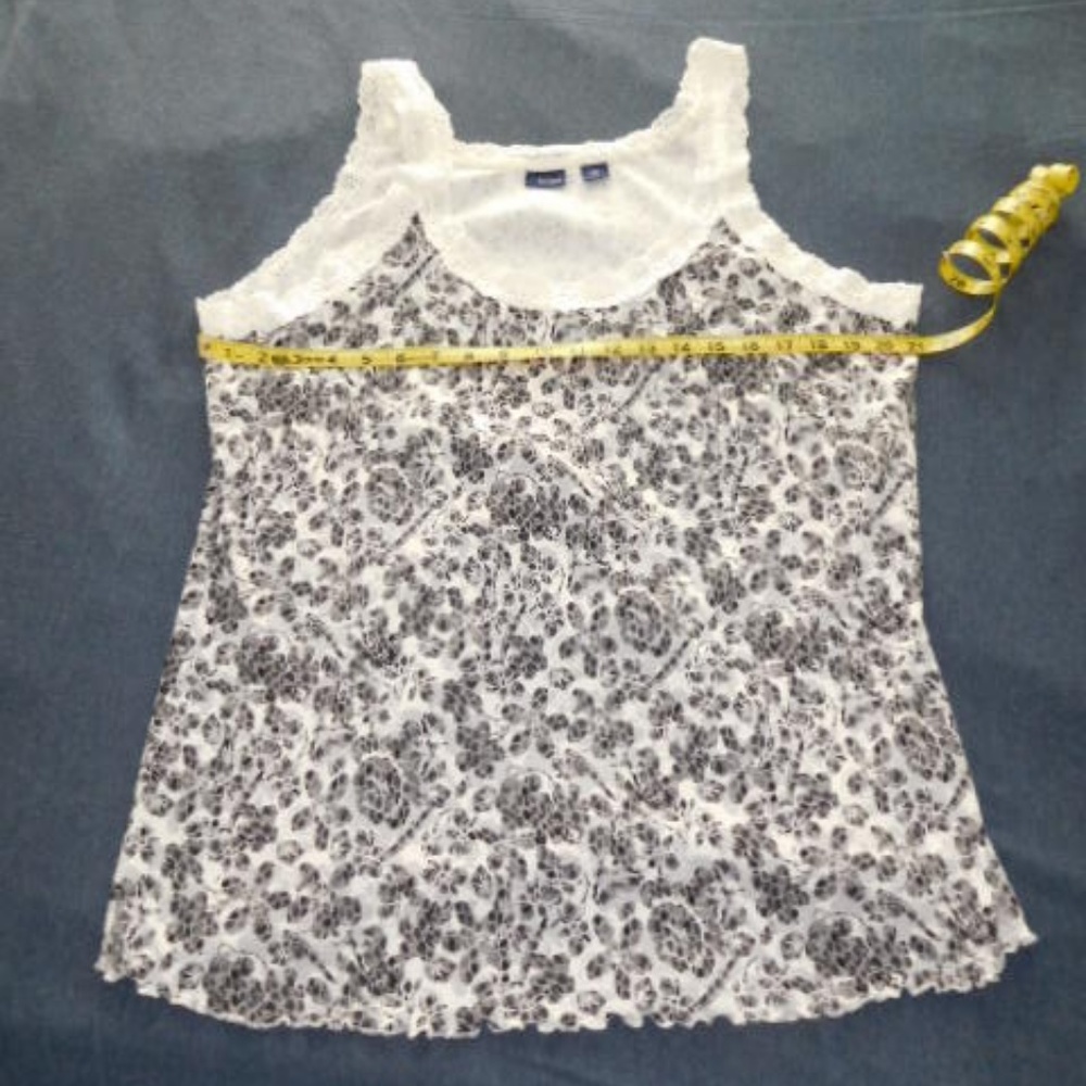 Basic Editions tank